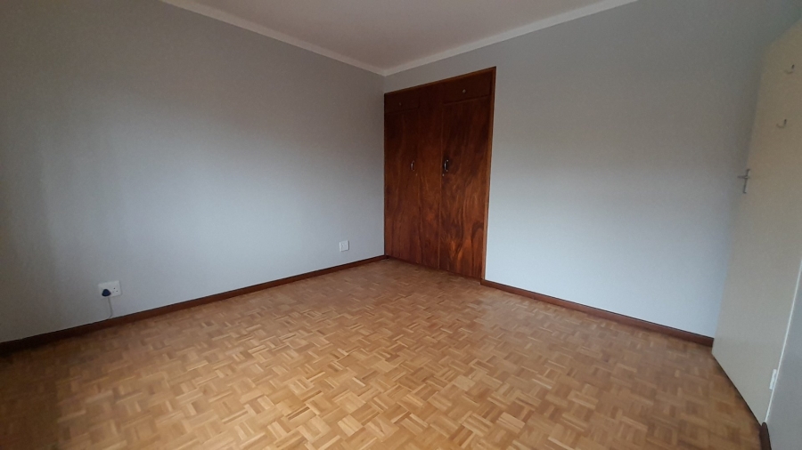 2 Bedroom Property for Sale in Kenilworth Western Cape
